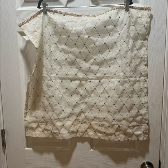 Beige three piece curtains set - Picture 2 of 6